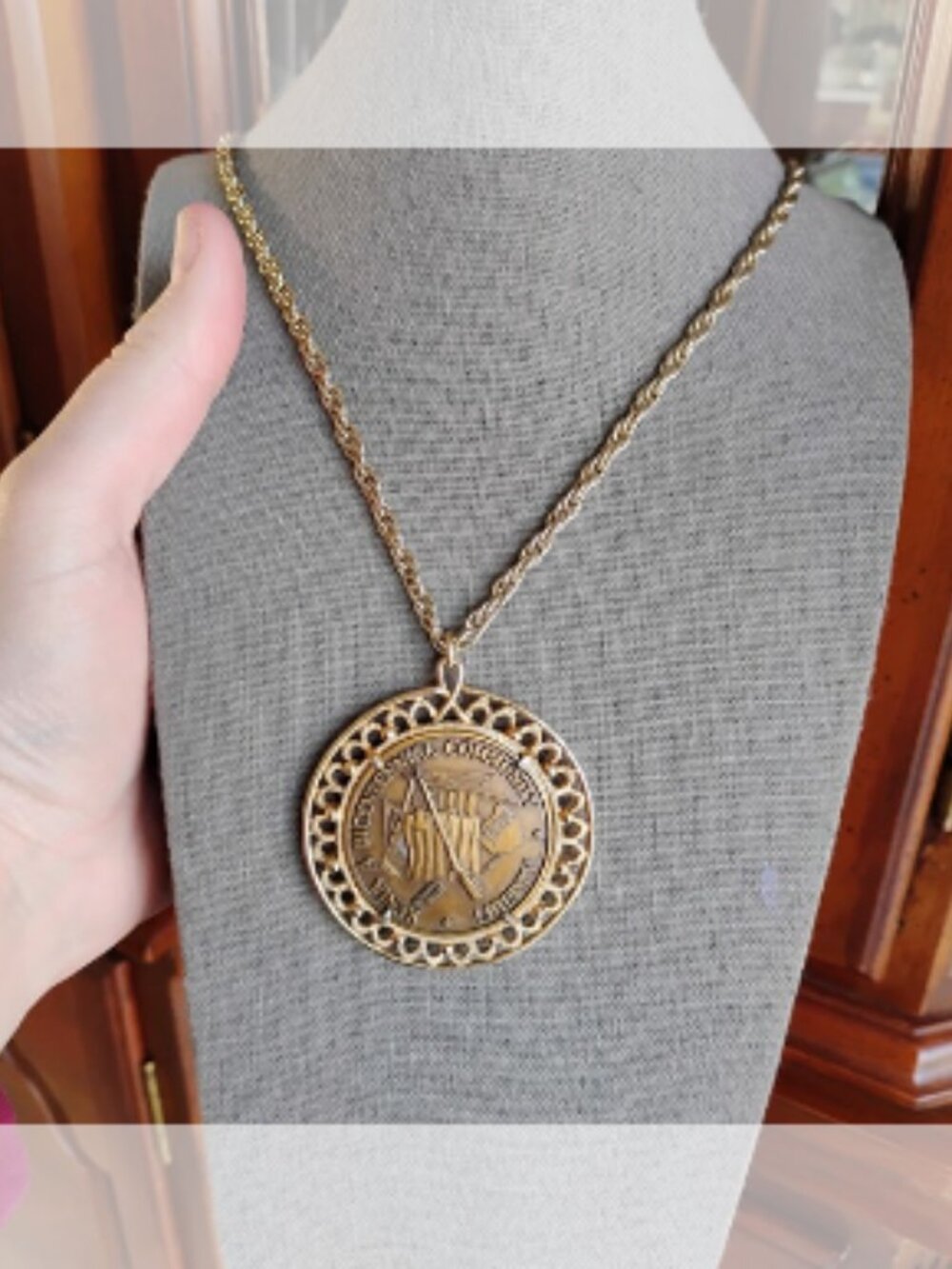 24 inch Xenia A Bicentennial necklace